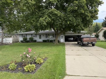 211 Leland Place Delta Charter Township MI 48917