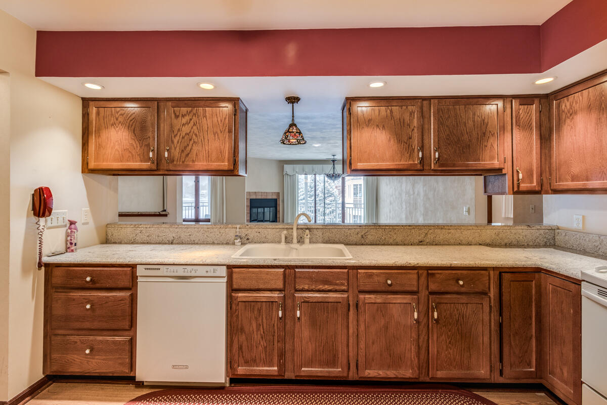 355 W Columbia Avenue 206