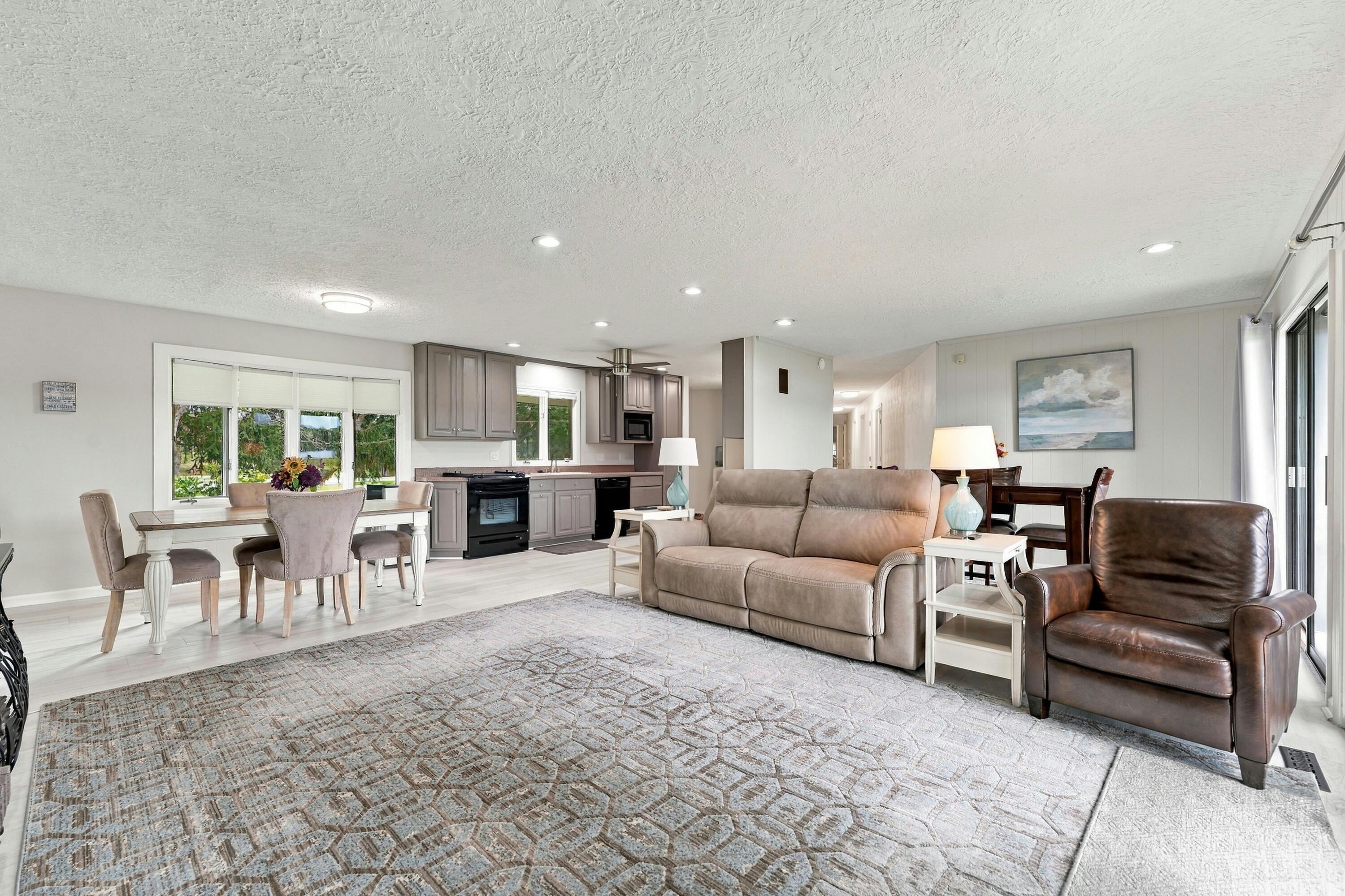10226 Tomkinson Drive
