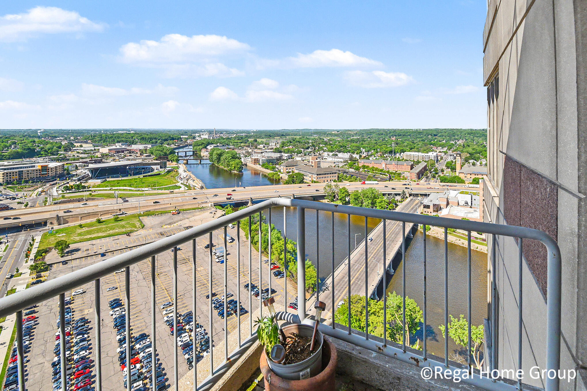 28 Campau Circle NW 2803