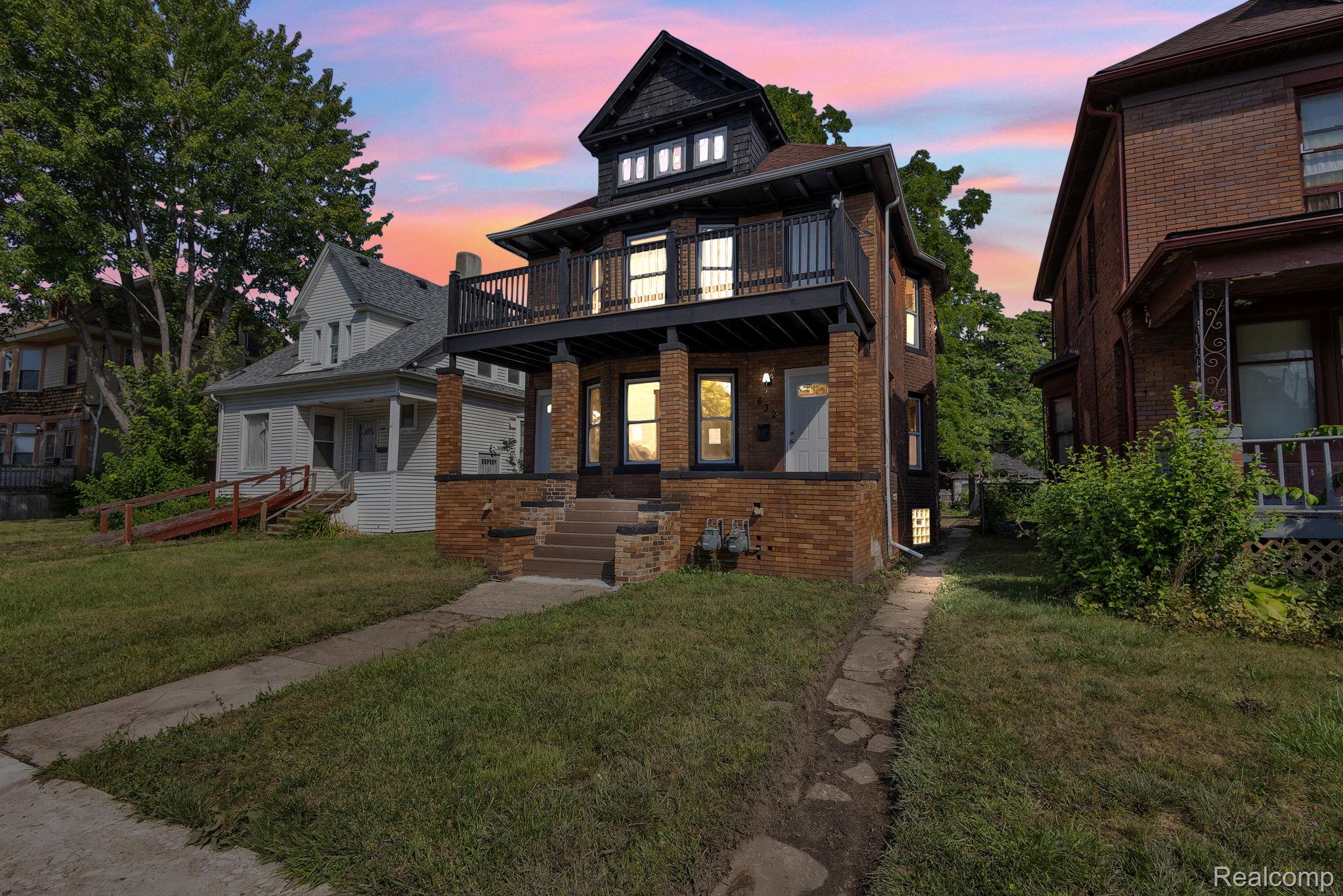 632 Clairmount Street