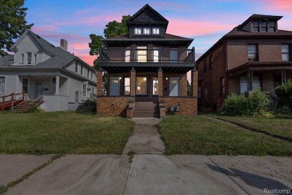 632 CLAIRMOUNT ST, DETROIT, MI 48202 - Image 4ecca610a4ded52a8c5e32dd9e821768/696830095