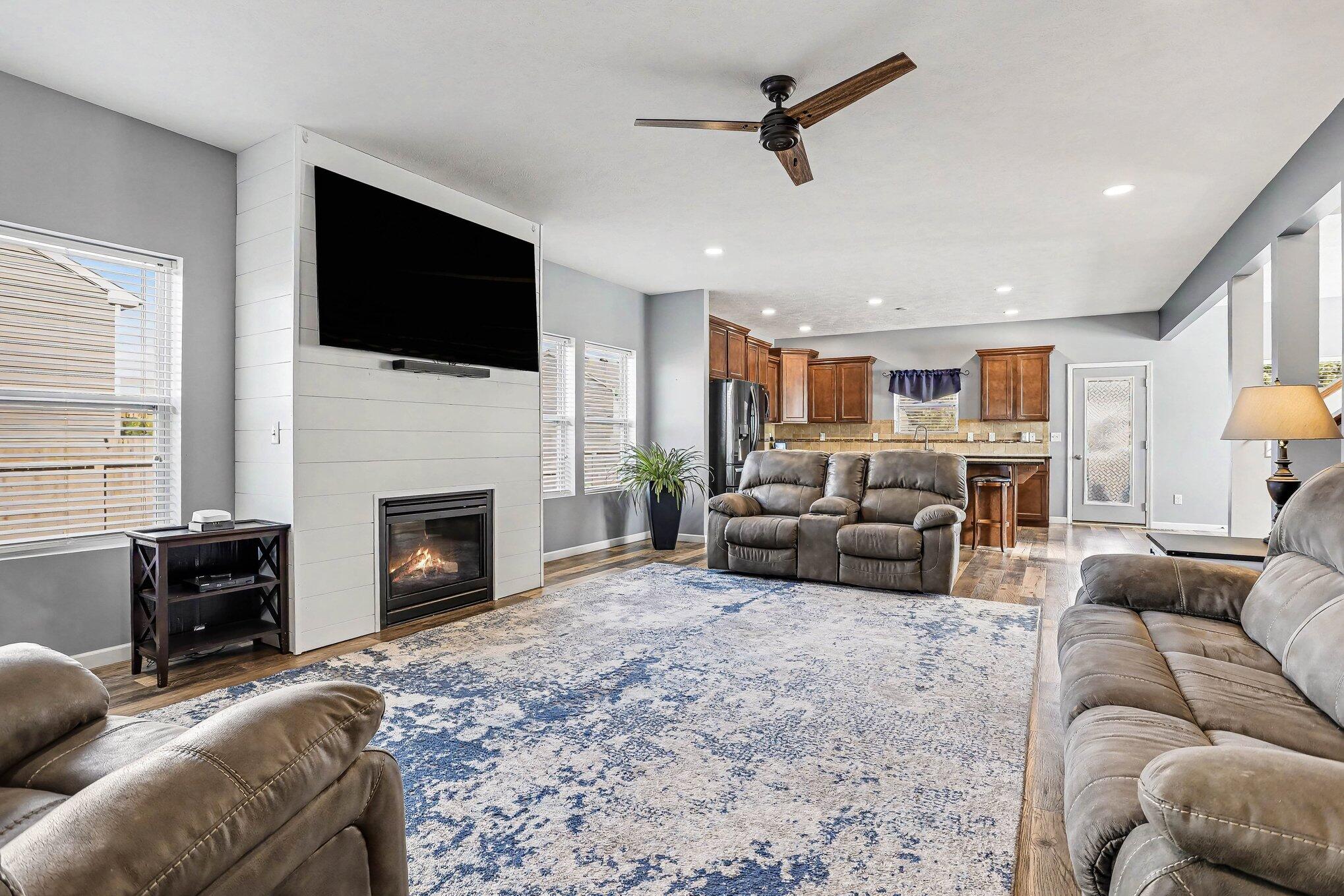 904 Christian Avenue