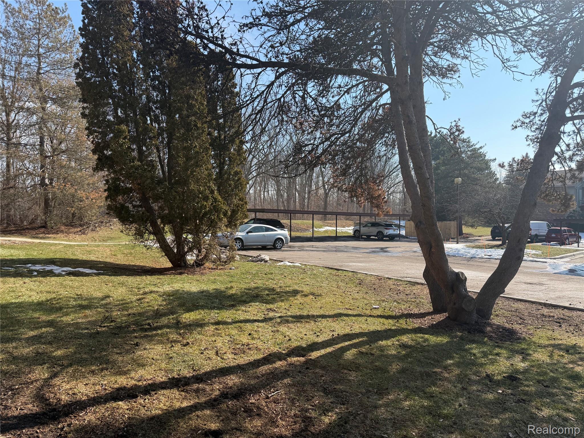 22140 Indian Creek Drive