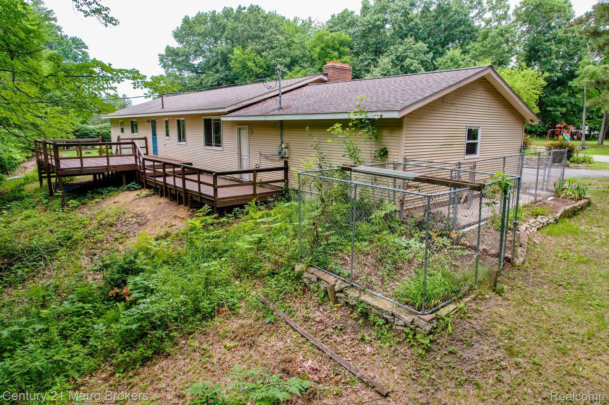 5262 Conifer Drive