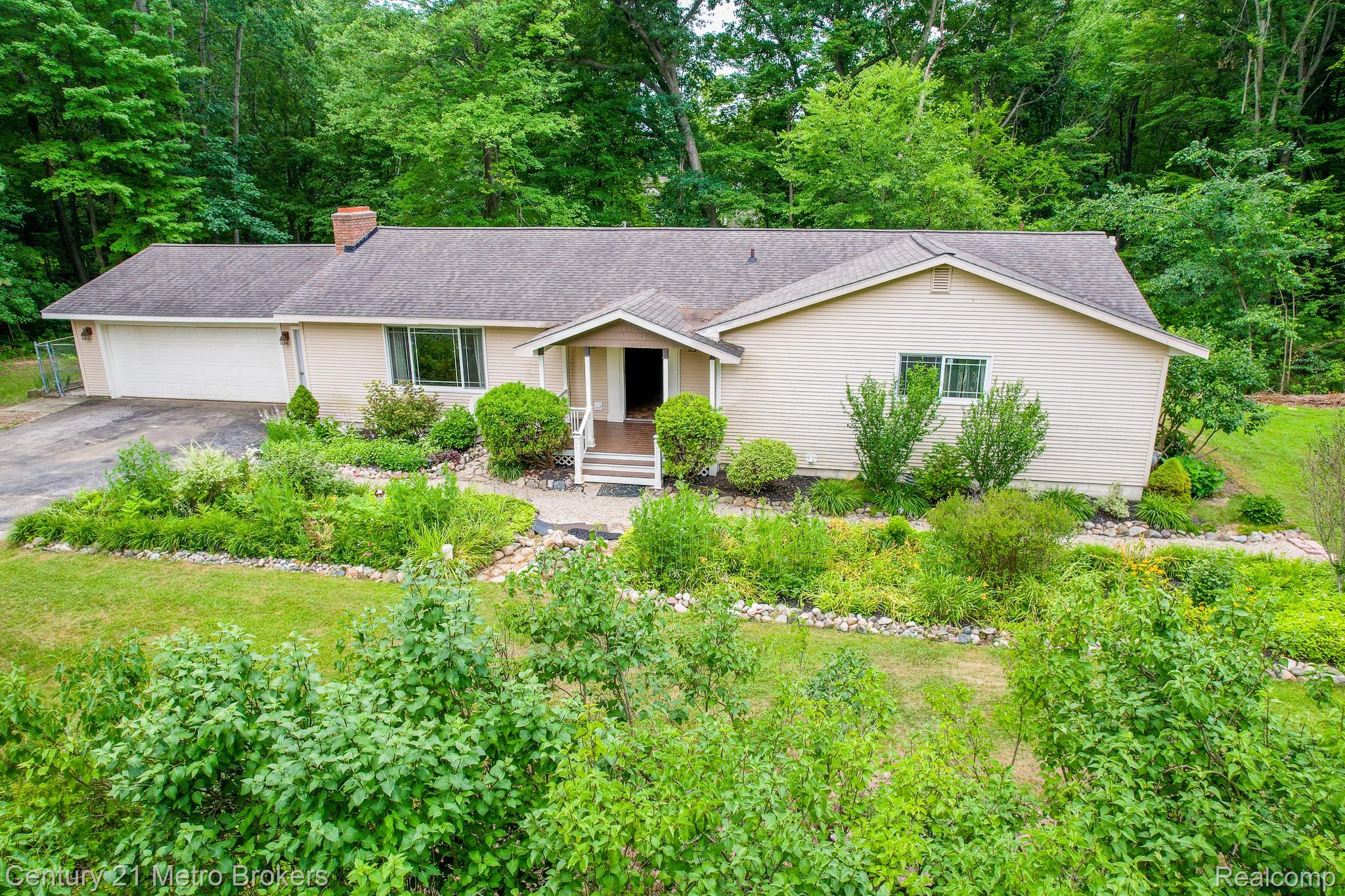 5262 Conifer Drive
