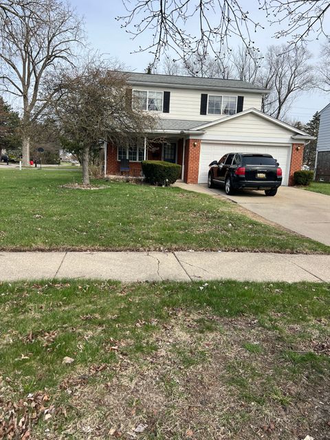 24044 NE PIERCE Street E Southfield City MI 48075