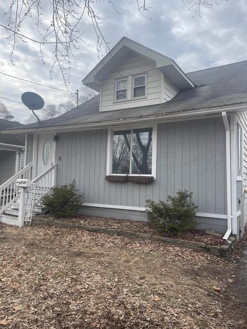 2129 N Clinton Road Saginaw City MI 48602