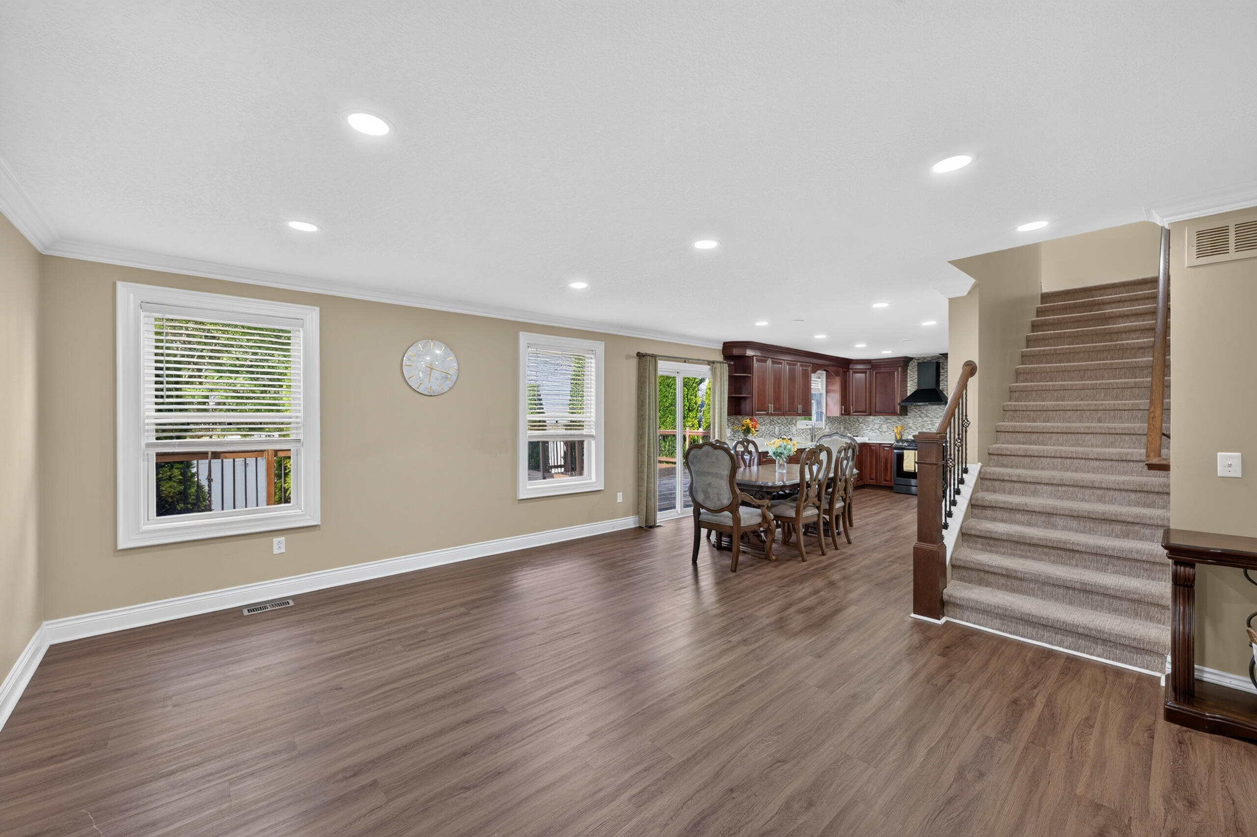8049 Beechwood Boulevard