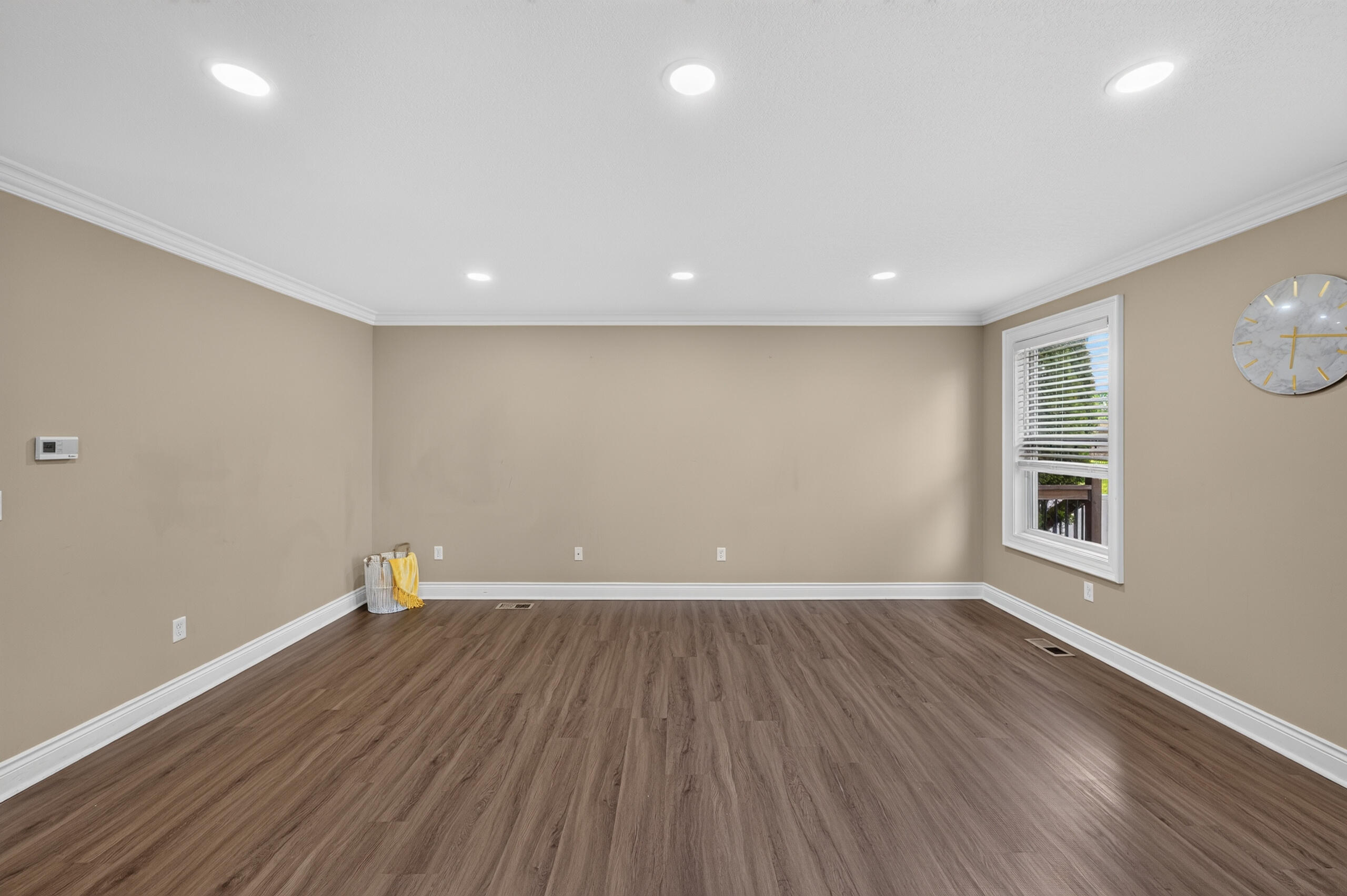 8049 Beechwood Boulevard