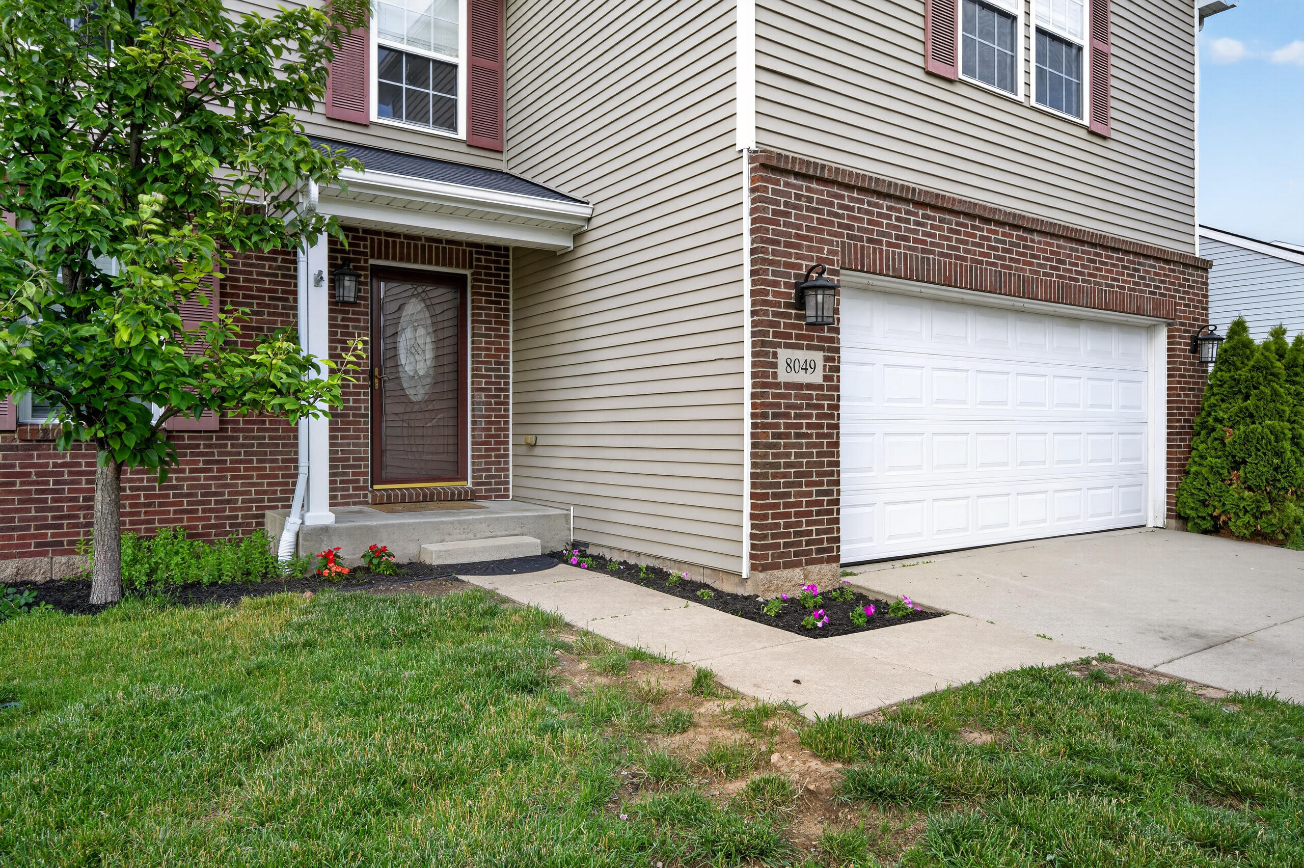 8049 Beechwood Boulevard