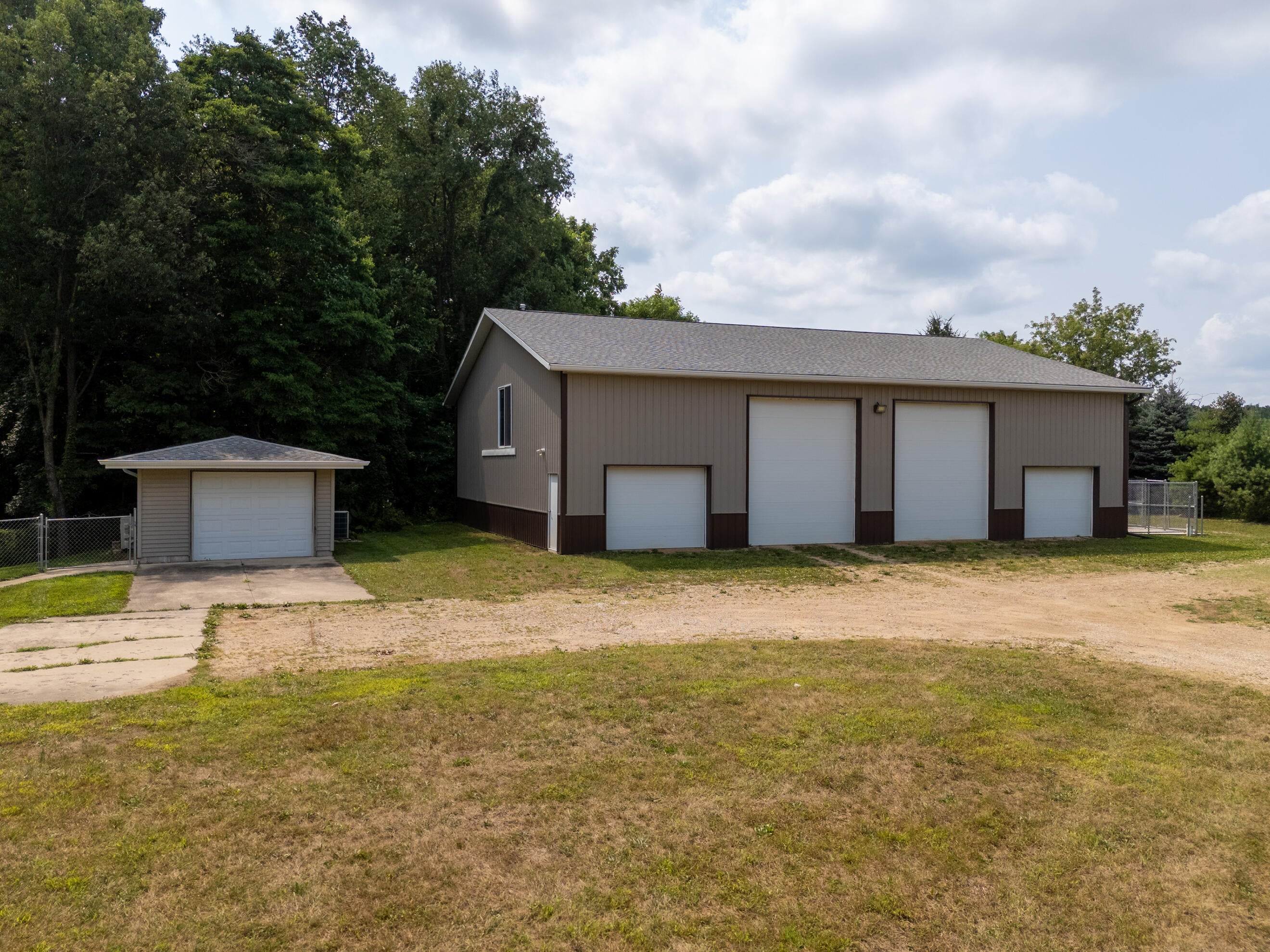 350 3rd Street