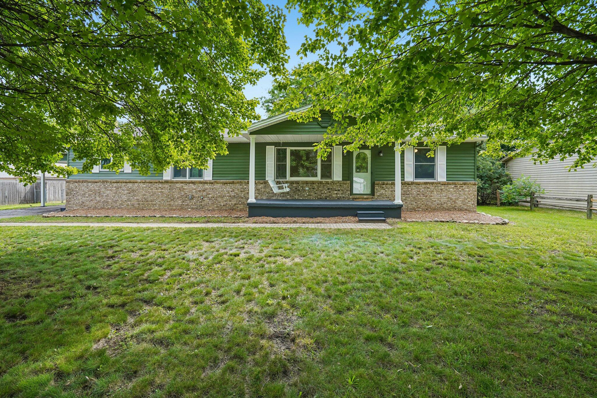 990 Centennial Avenue