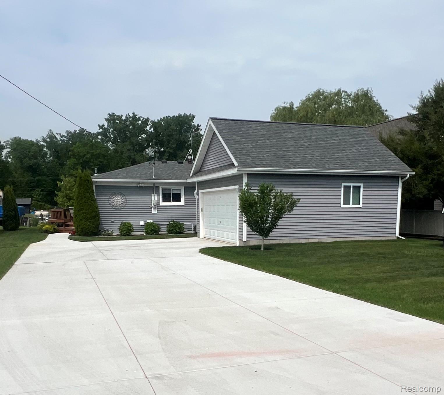 11124 COLONY Road
