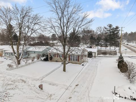 5186 Mildred Avenue SE Kentwood City MI 49508