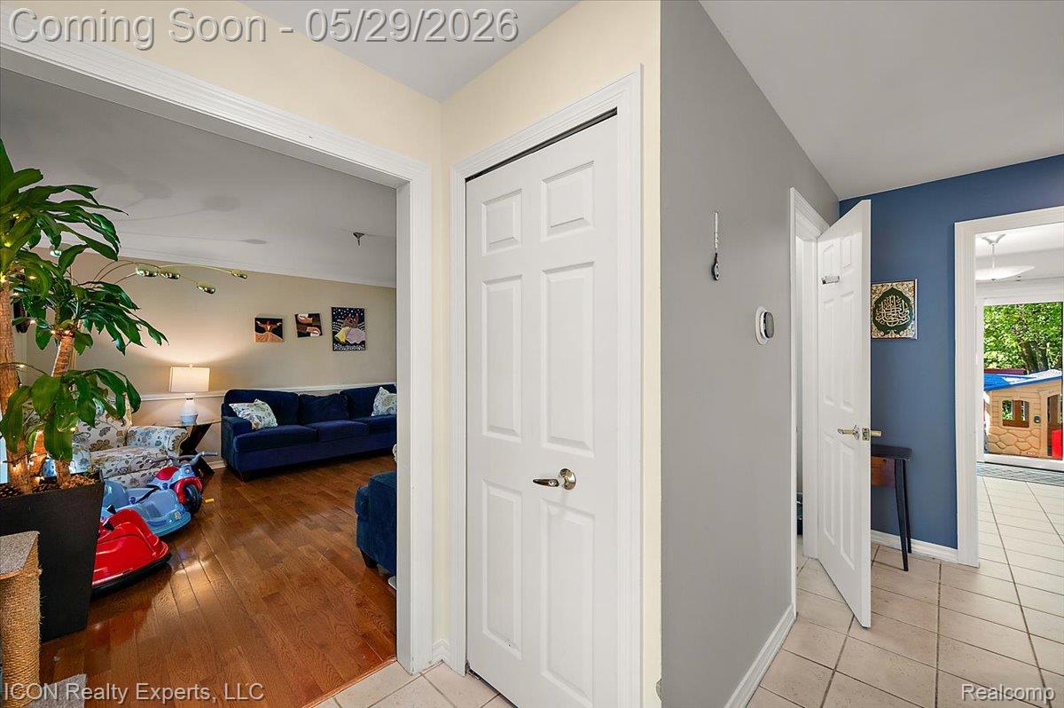 44831 Huntington Drive