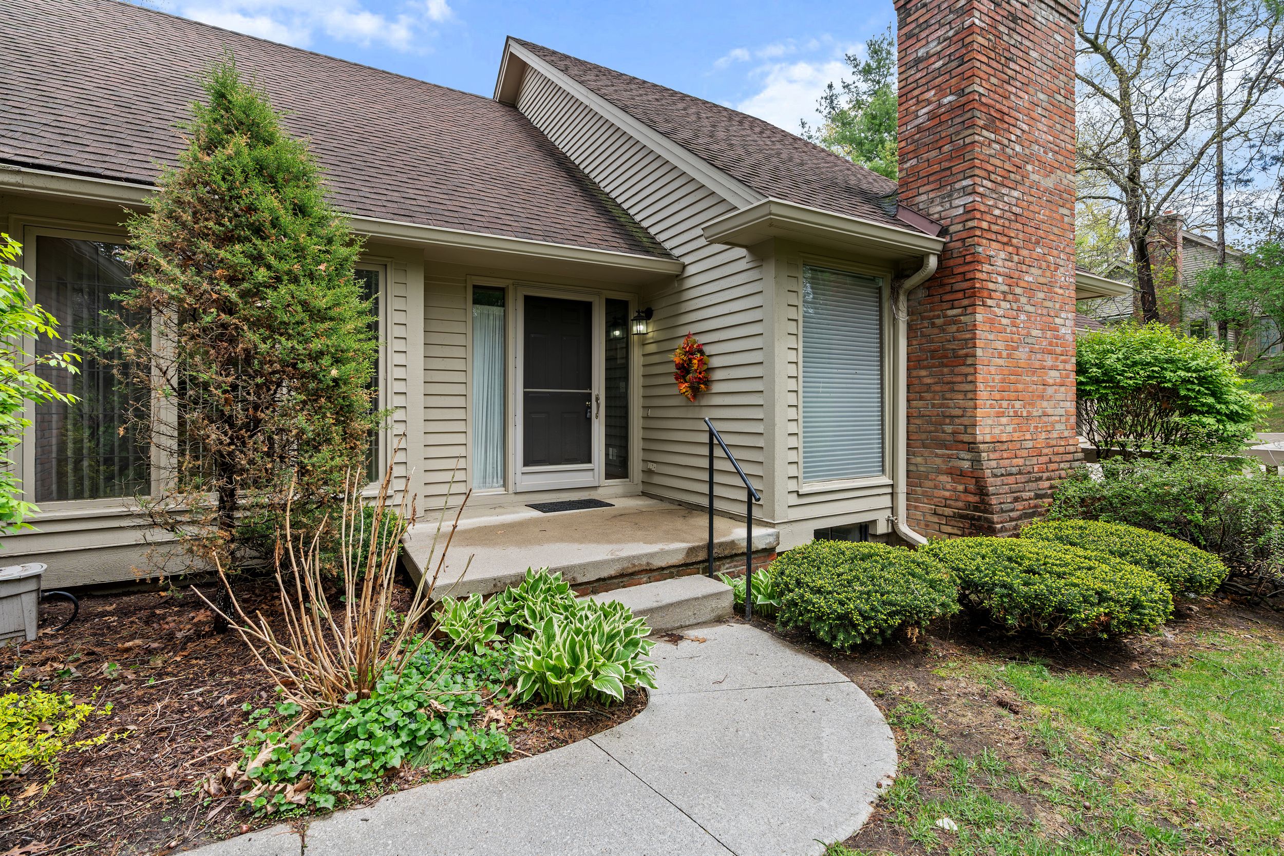 4612 Golf View Drive