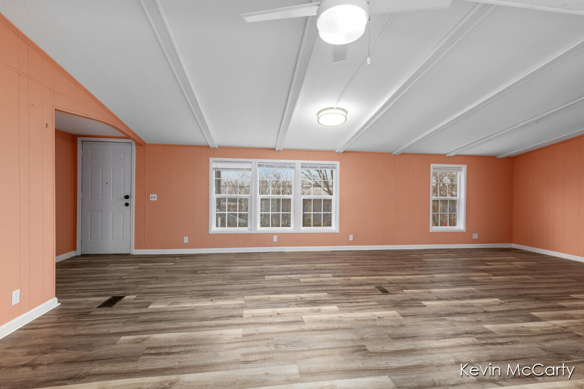 3421 Pullman Court SE