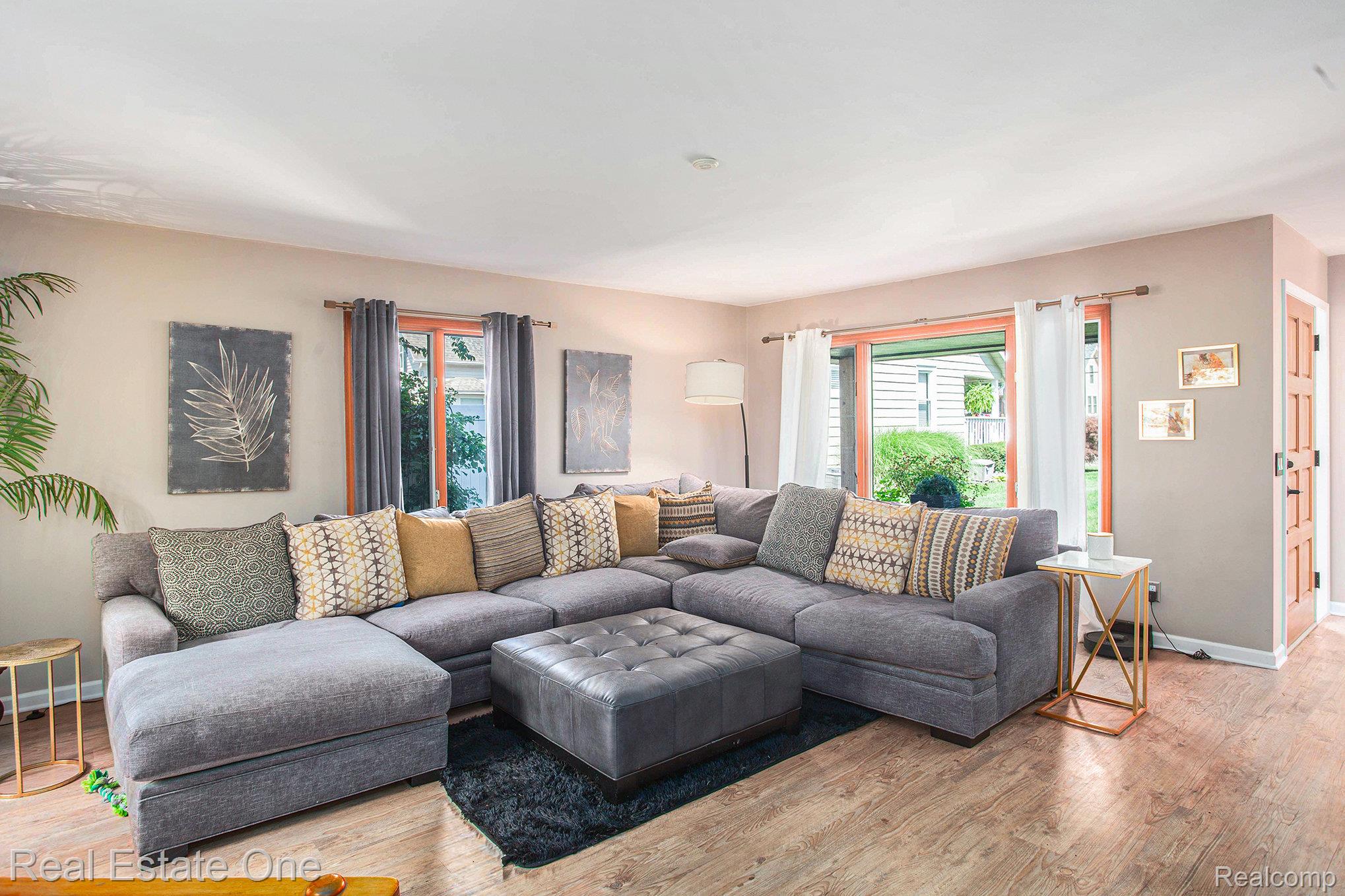 608 Parkdale