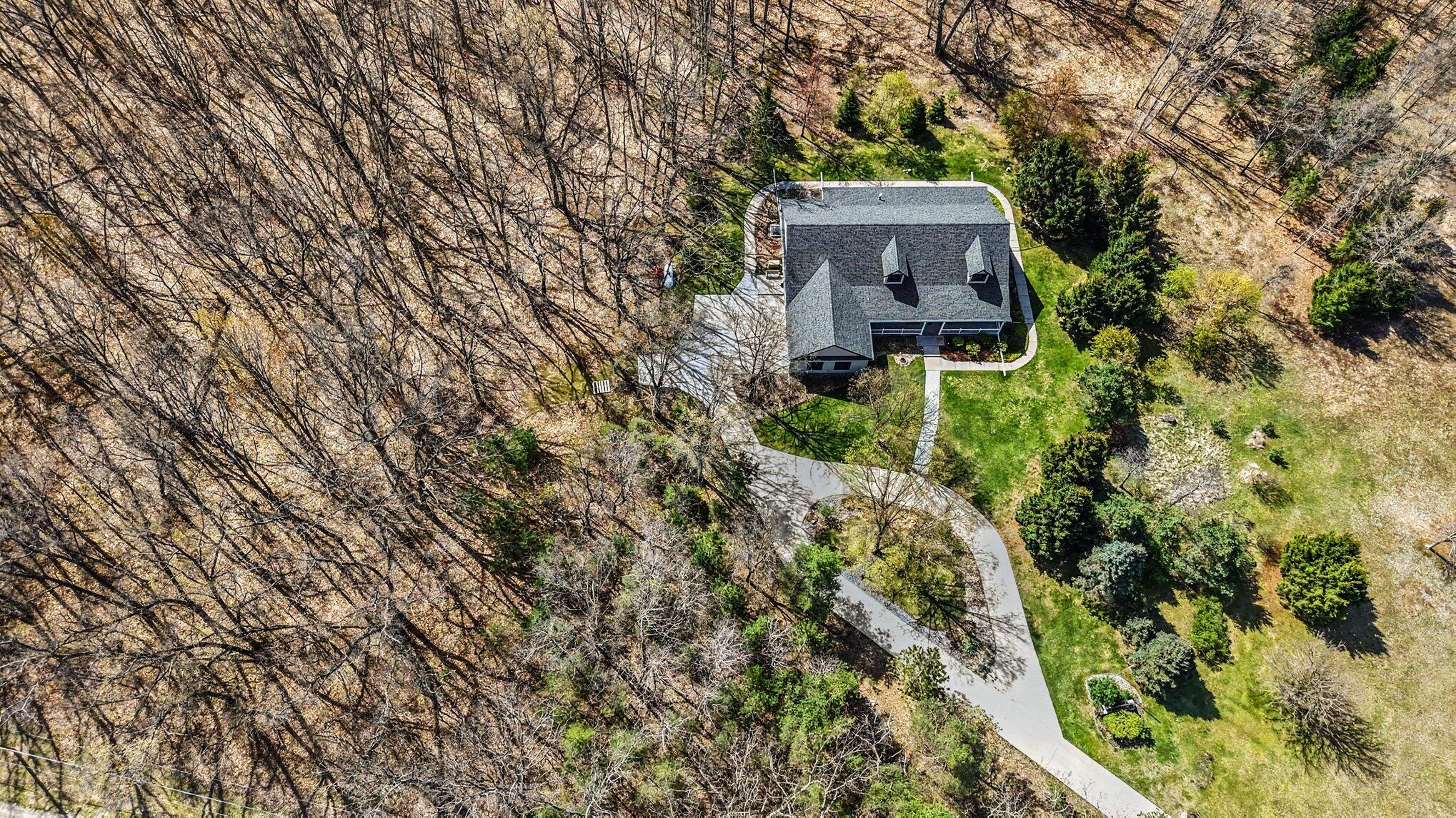 1290 W Echo Drive