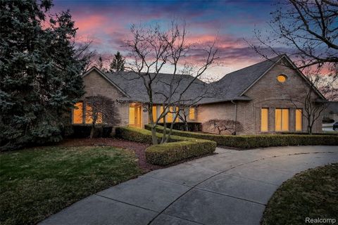 1100 Joshua Drive Troy City MI 48098