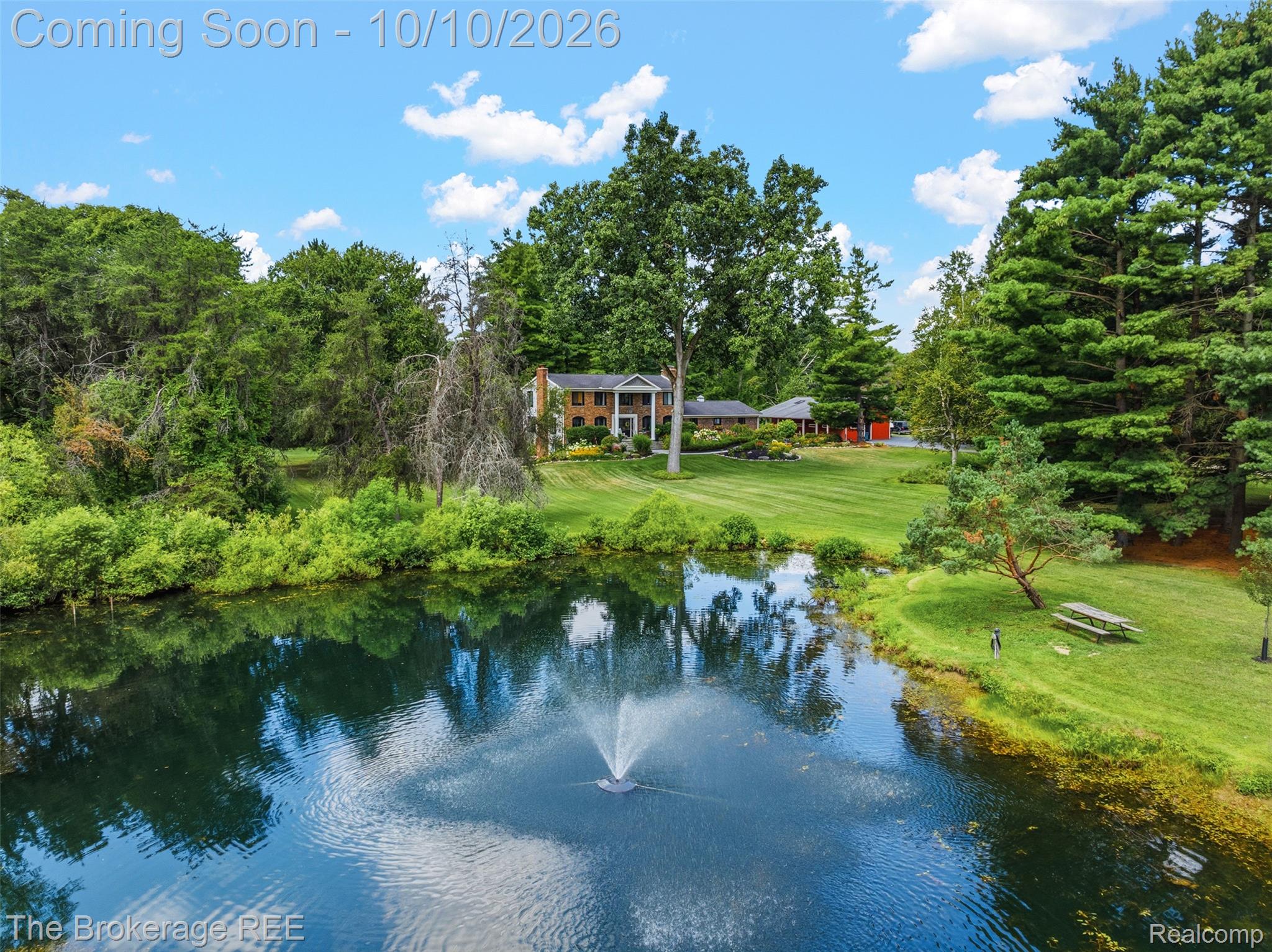 1570 E Rose Center Road