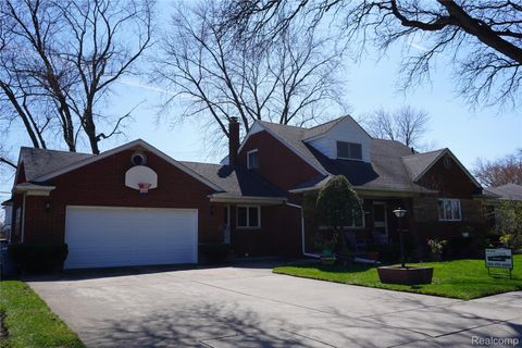 8184 Busch Center Line City MI 48015