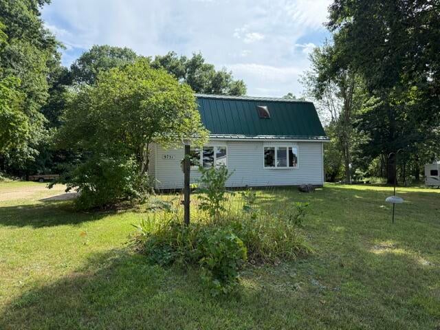 9751 W Howard City-Edmore