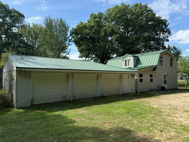 9751 W Howard City-Edmore