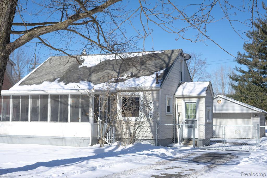 21018 Huron River Drive