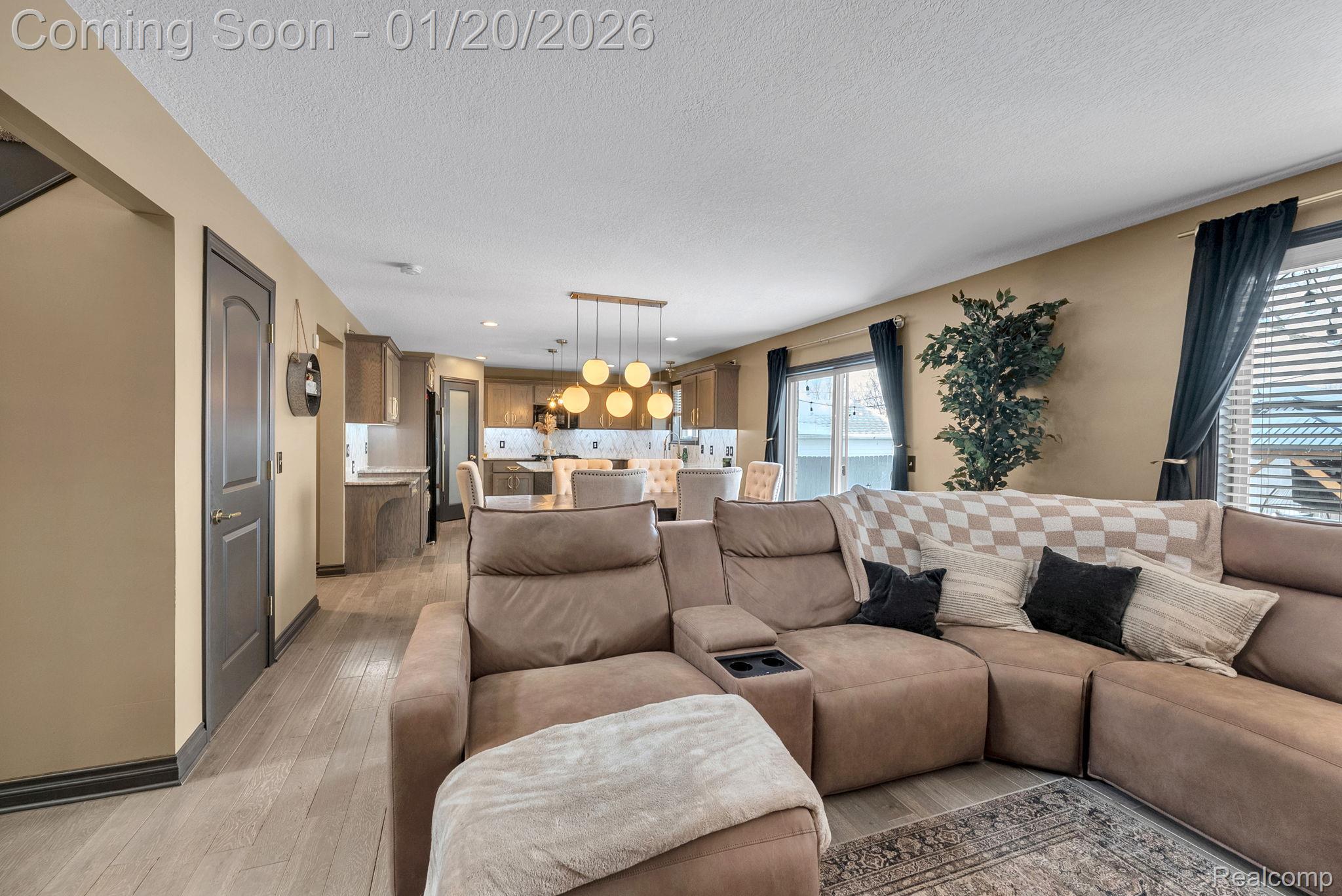 22625 Ridgeway Street