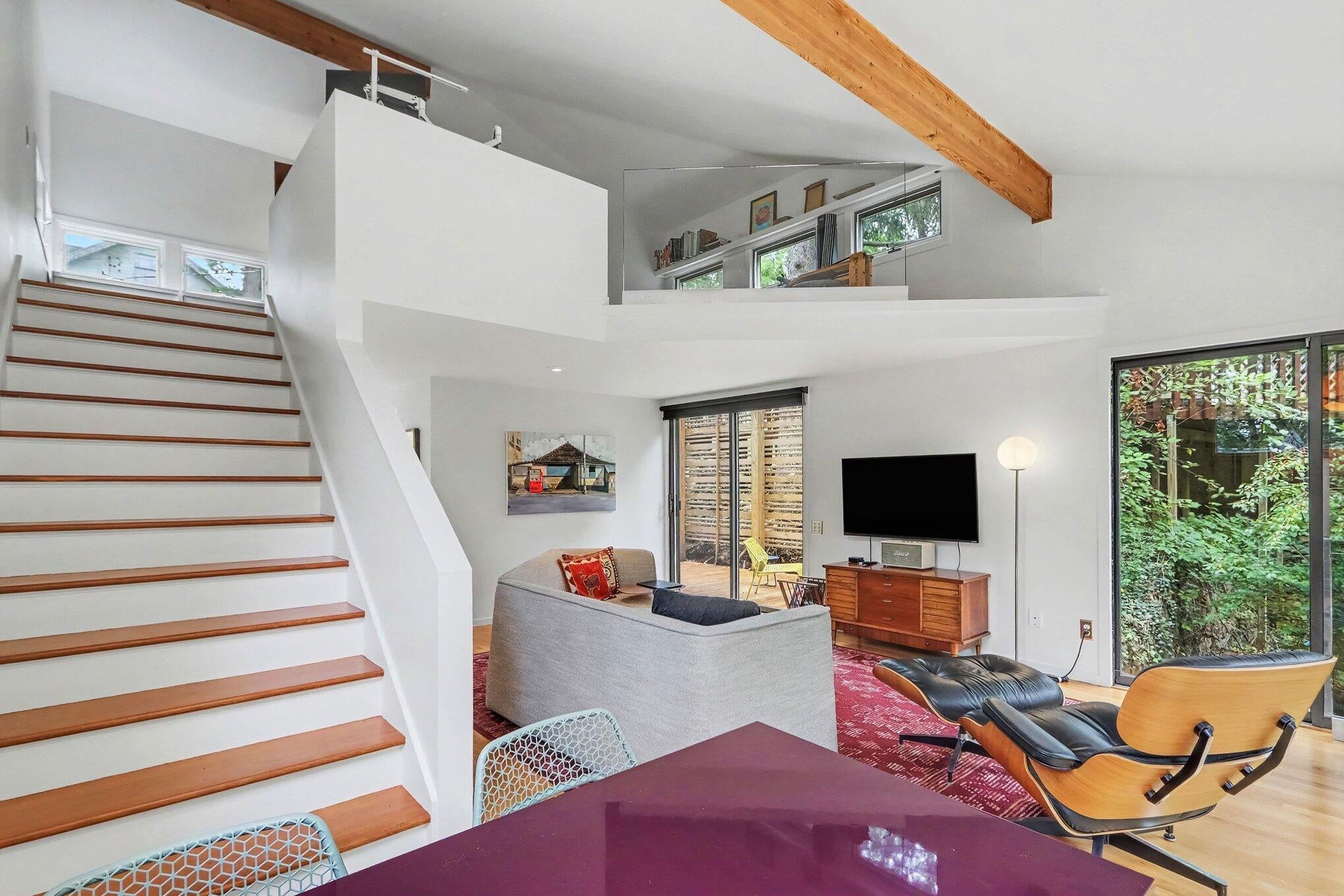 2119 Glenwood Drive