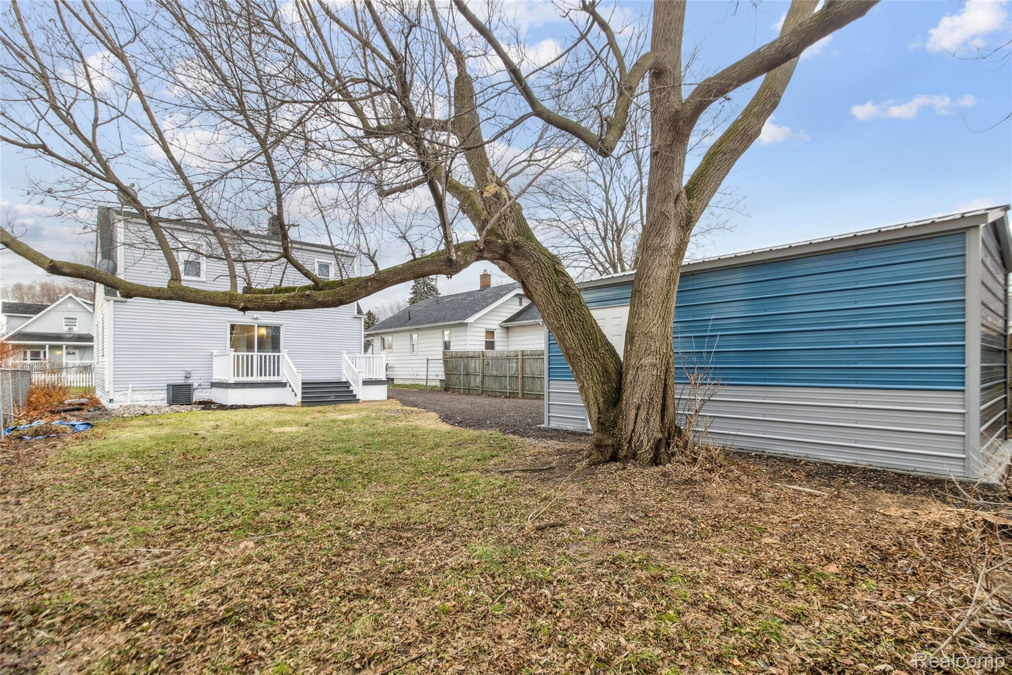 2061 E Boatfield Avenue