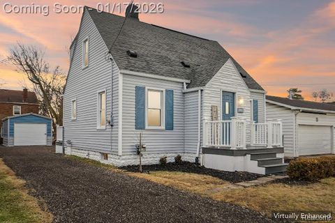 2061 E Boatfield Avenue Burton City MI 48529