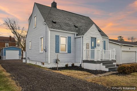 2061 E Boatfield Avenue Burton City MI 48529