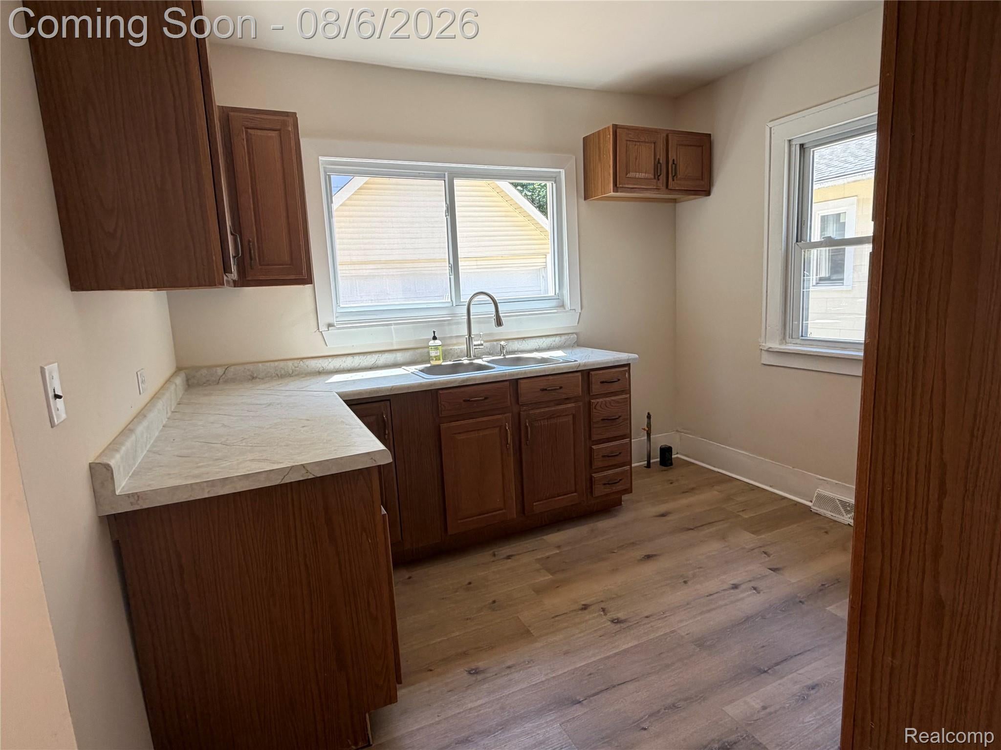 1128 Maginn Court