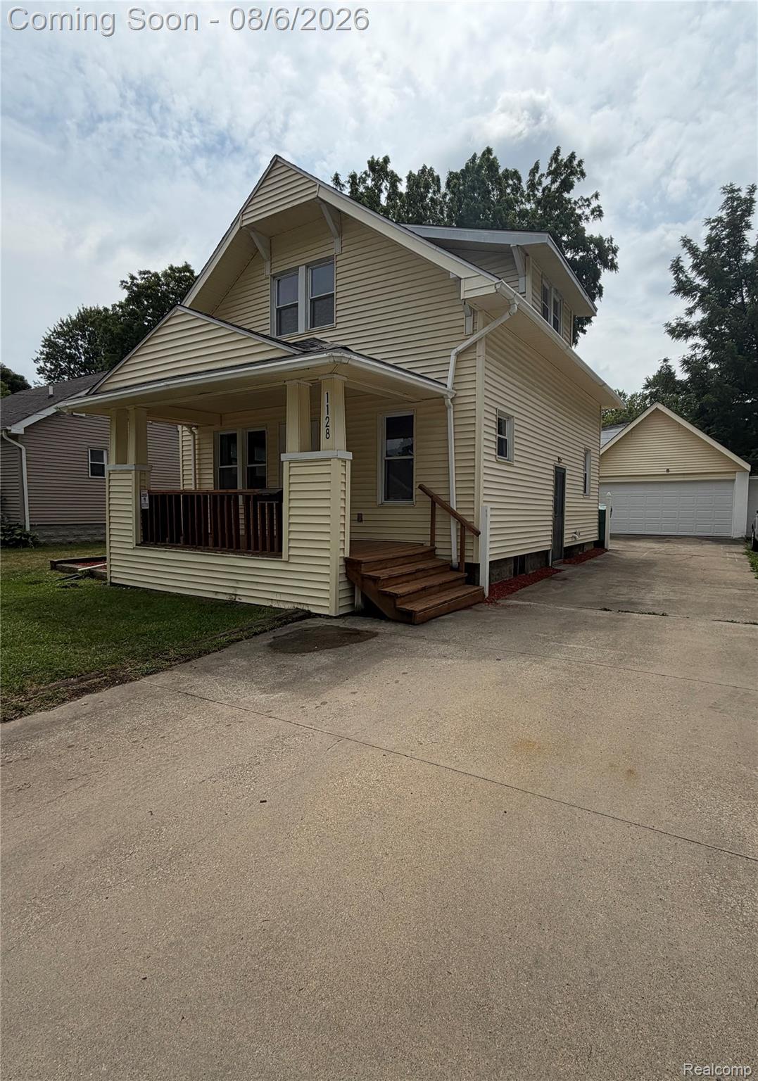 1128 Maginn Court