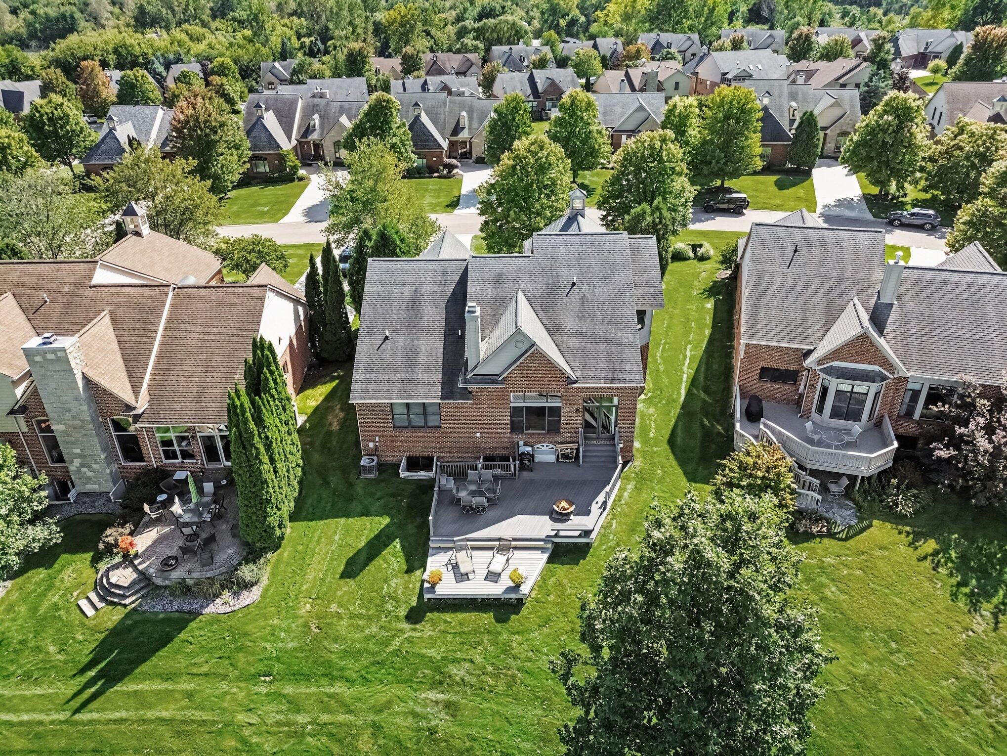 5407 Pinnacle Court
