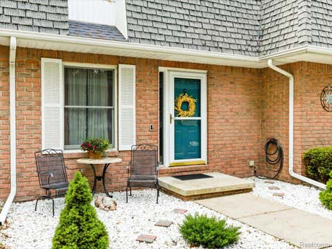 Photo for 3969 BUTTERNUT Court C