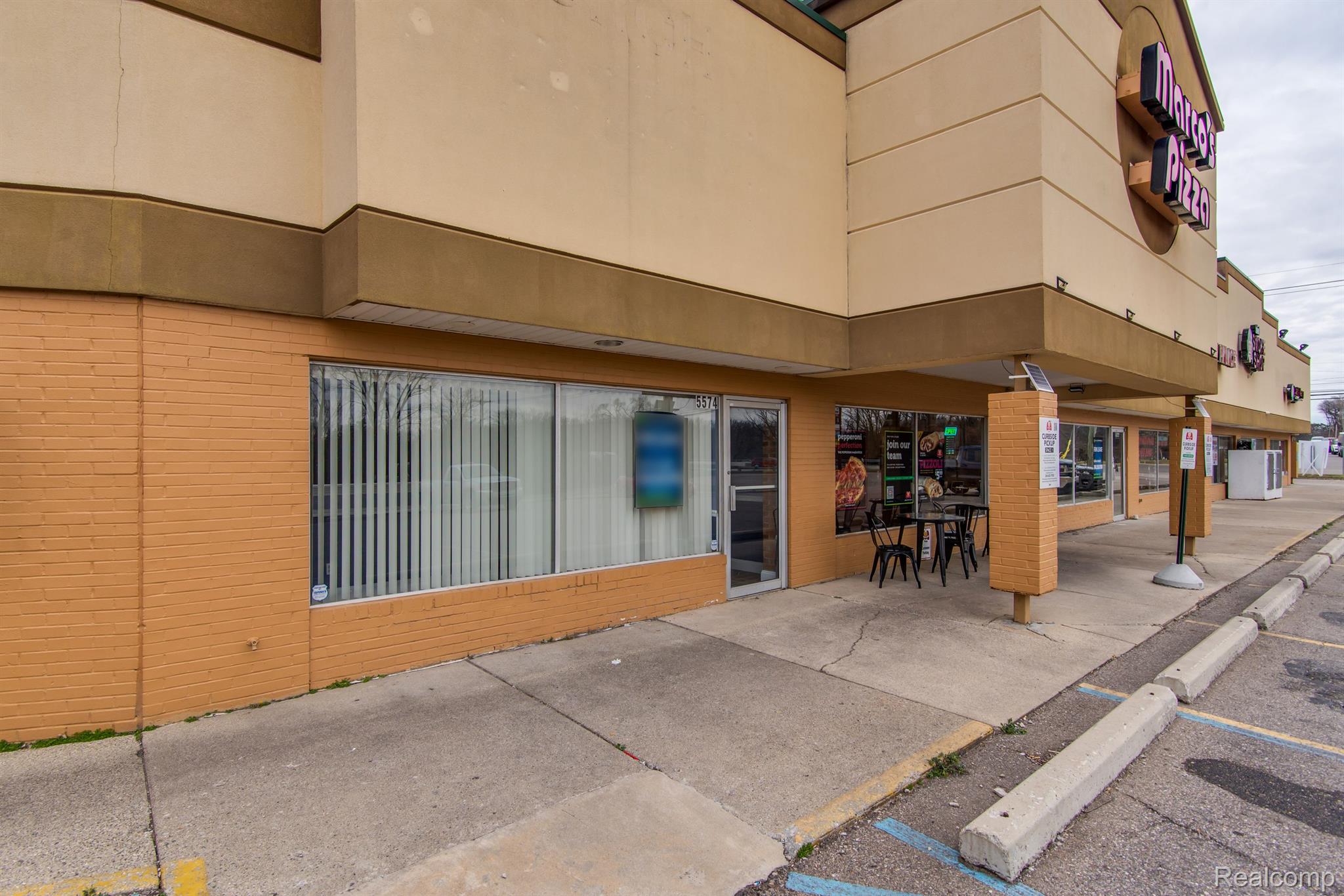 5574 COOLEY LAKE Road