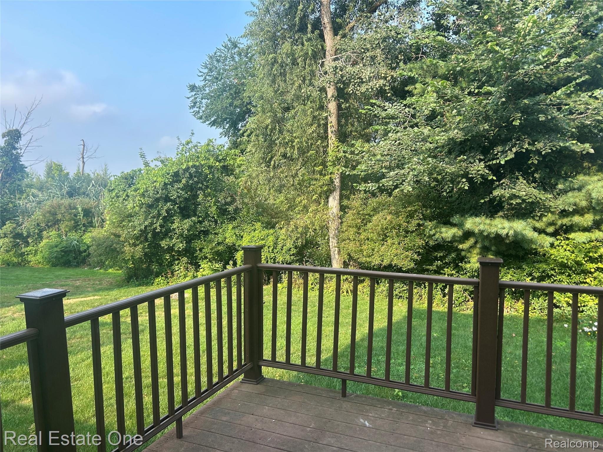 1417 Pond View Court