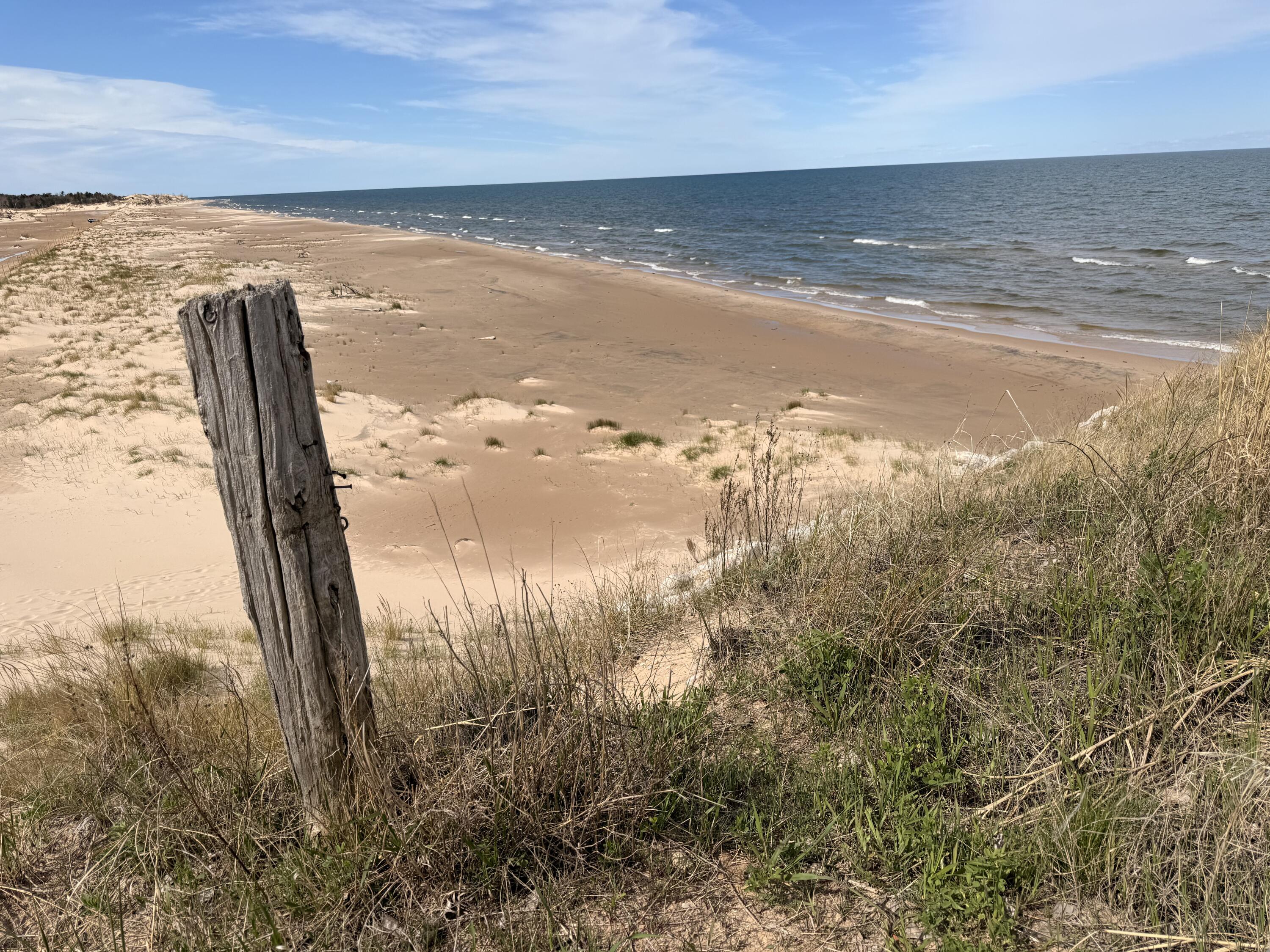 2960 N Sahara Trail
