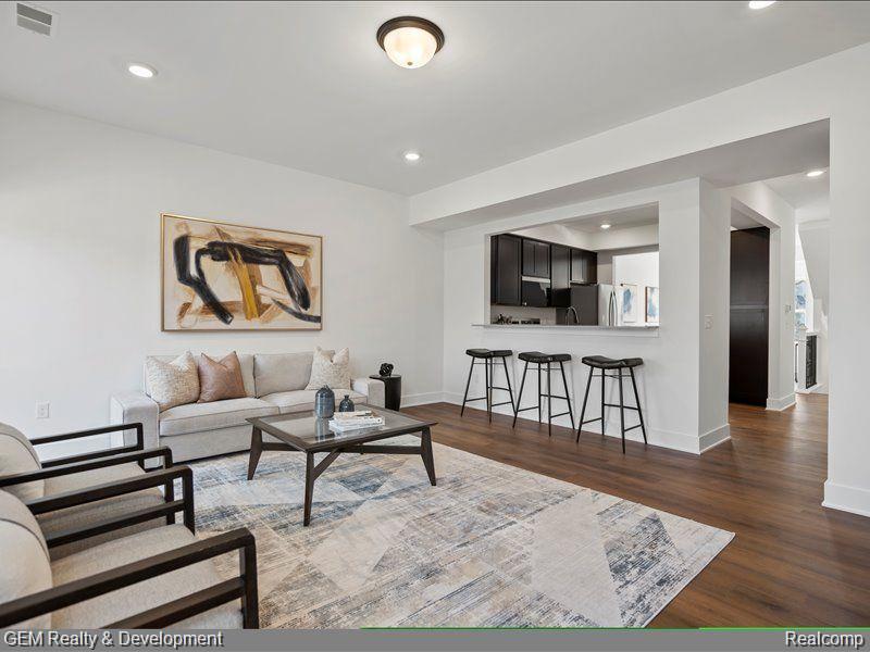 555 Village Lane