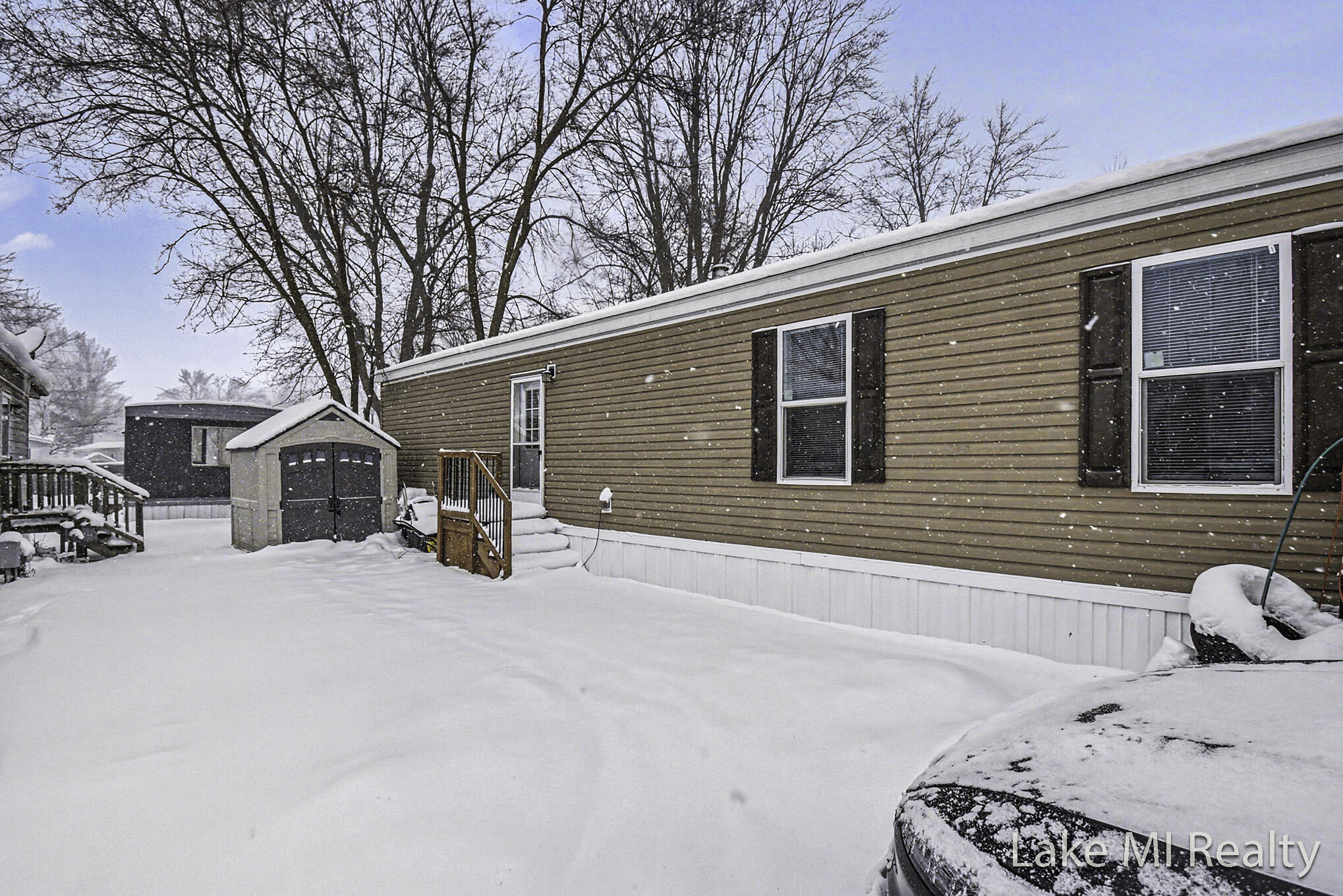 461 Sluyter Street SE