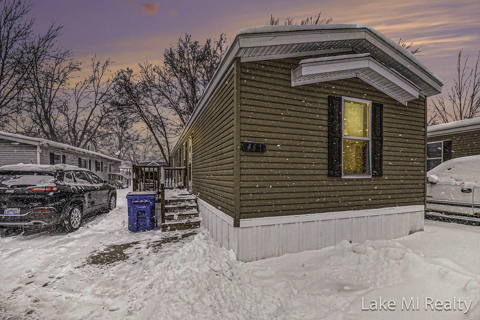 461 Sluyter Street SE