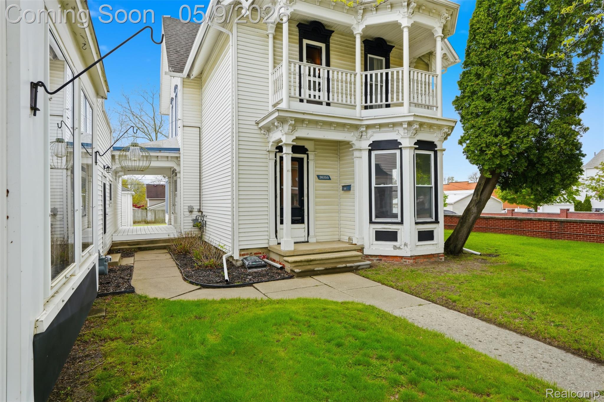 26249 E Huron River Drive