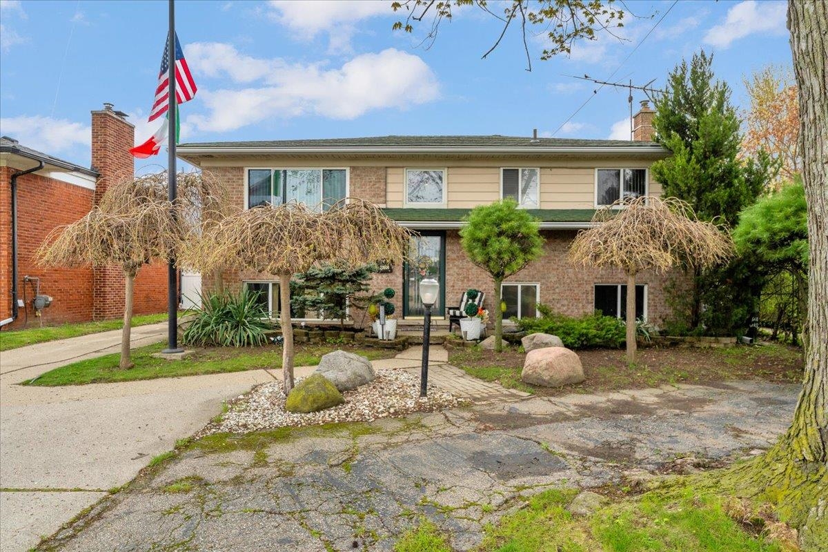 22606 E 12 Mile Road