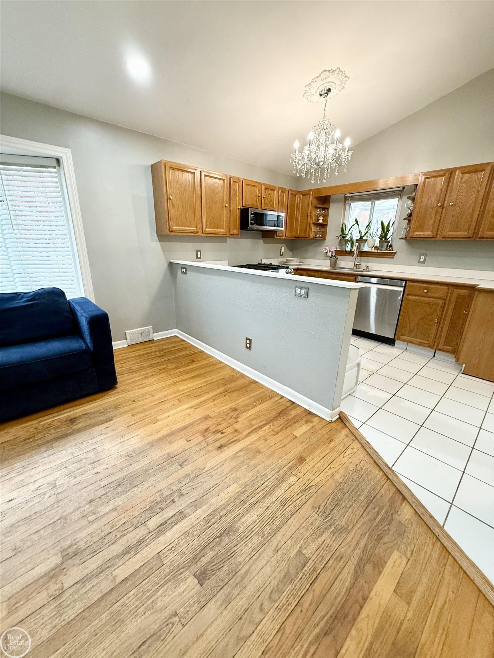 22500 Raymond Street