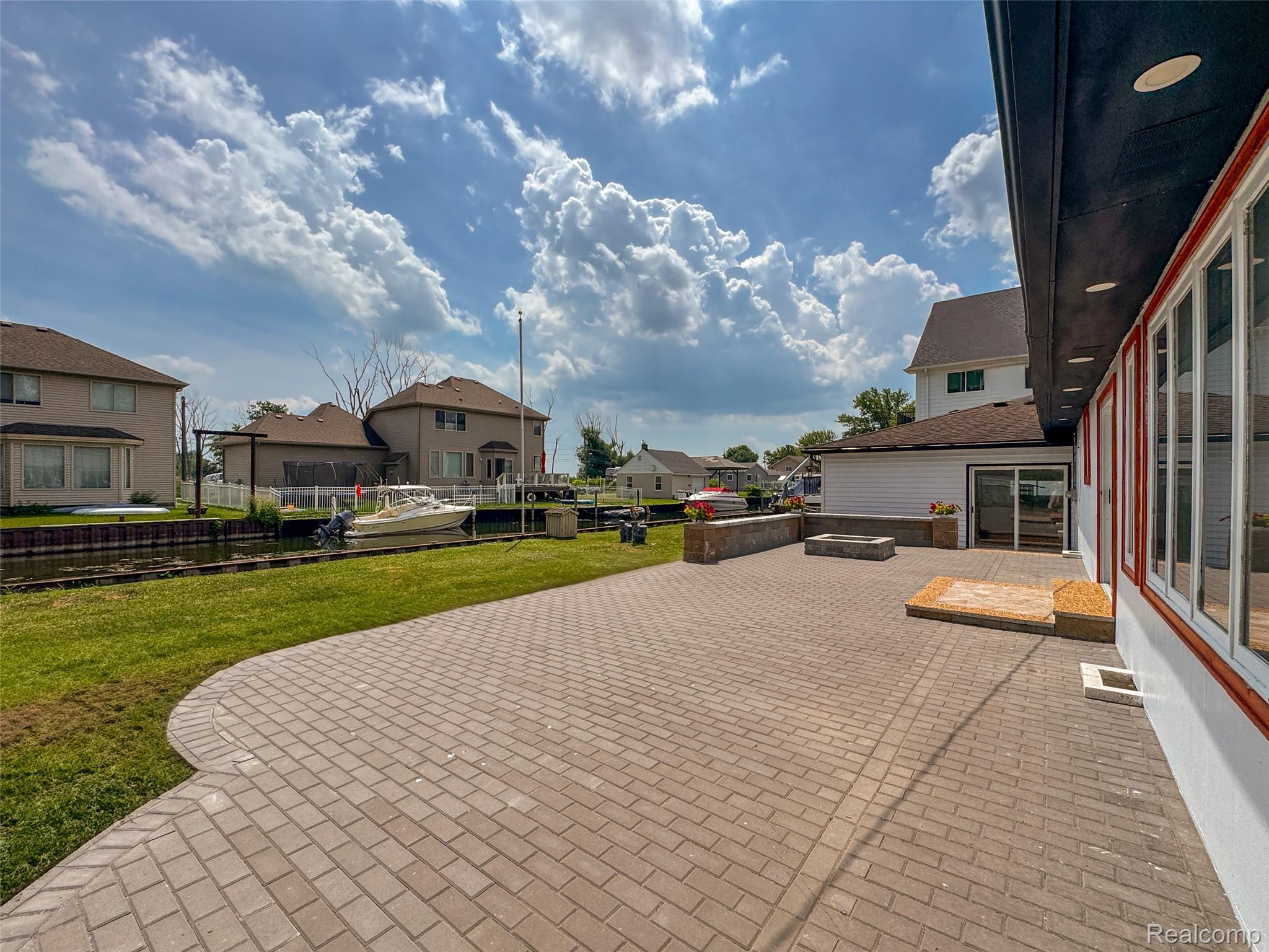 Harrison Charter Township, Michigan 48045, United States, 3 Bedrooms Bedrooms, ,3 BathroomsBathrooms,Residential,Active,157842