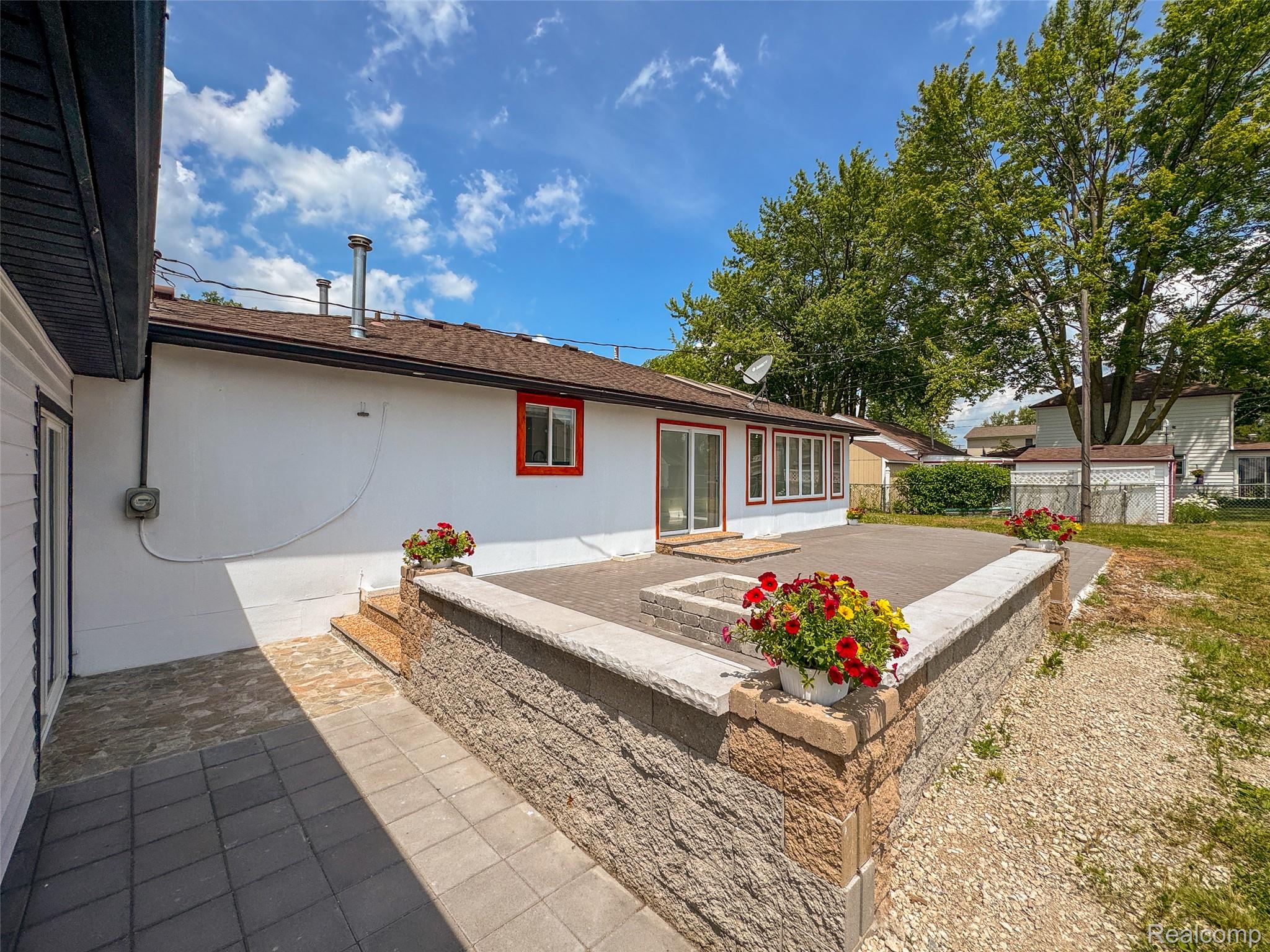 Harrison Charter Township, Michigan 48045, United States, 3 Bedrooms Bedrooms, ,3 BathroomsBathrooms,Residential,Active,157842